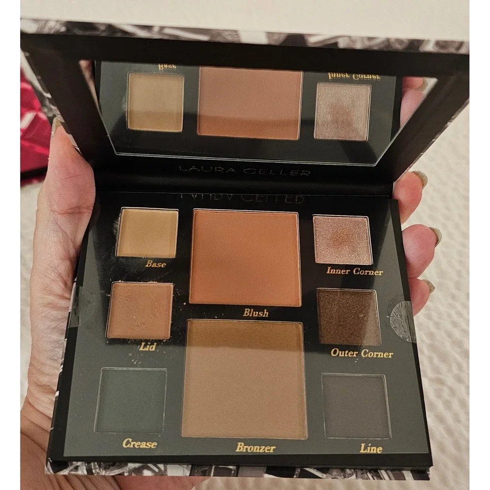 Laura Geller Party in a Palette Guest of Honor 4 Face Eye Palettes Set